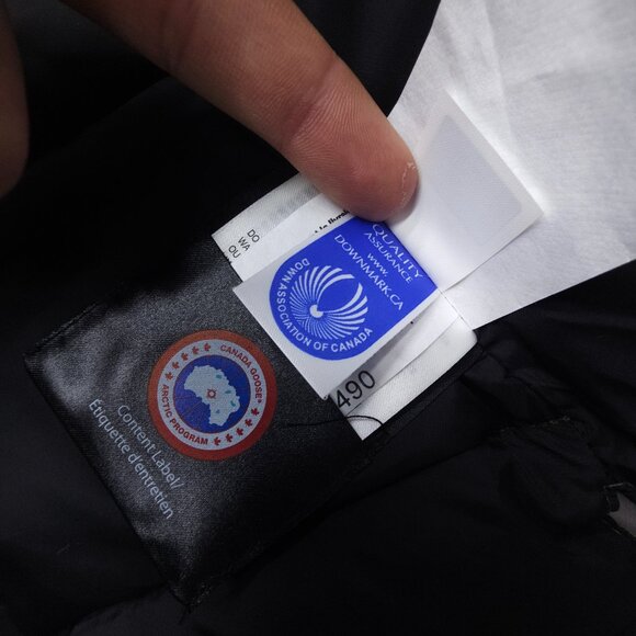 Canada Goose Freestyle Vest in Camo - Picture 8 of 14